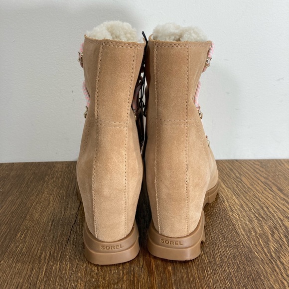 NEW Sorel Joan of Arctic Wedge lll Lace Cozy Bootie Womens Size 7.5 Tawny Buff - Picture 4 of 13
